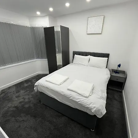 Lovely Near Bhx Airport, Nec Apartment Birmingham
